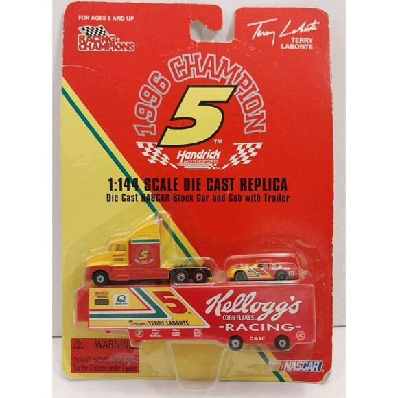 #5 Terry Labonte 1/64 Nascar Racing Champions Racing Team Transporter #N048 - Picture 1 of 4